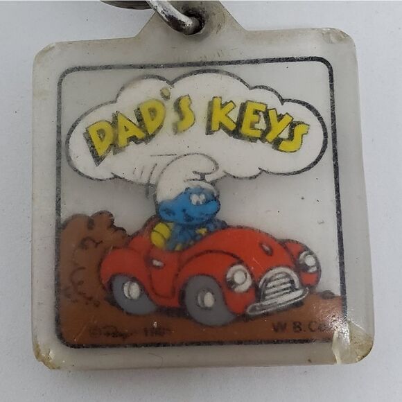Vintage Smurfs Driving Car Dad's Keys Keychain - Picture 3 of 3
